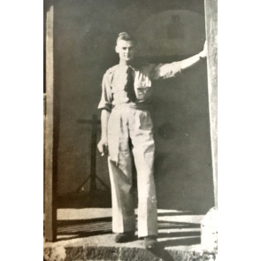 Photo of Leslie TRELOAR