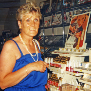 Notice Gallery for Helen HILL