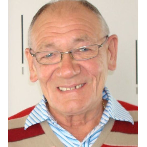 Photo of Winky WHITE