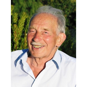 Photo of Ernie BOWN