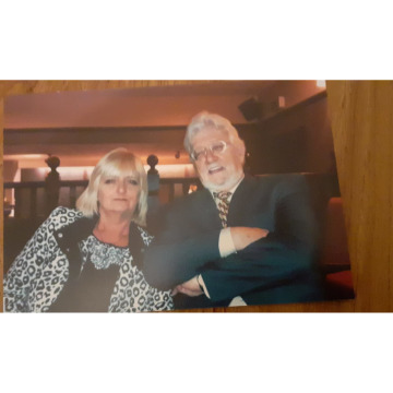 Notice Gallery for Melvyn PIGGOTT