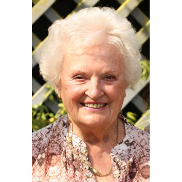 Photo of Shirley CROSS