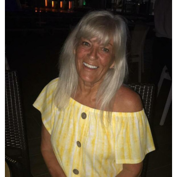 Photo of MARISA TOMKINS