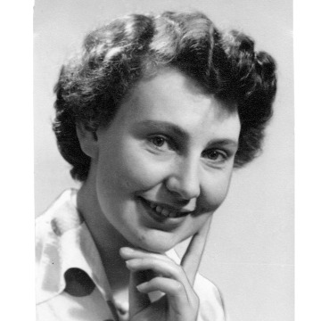 Photo of Helen MUSK