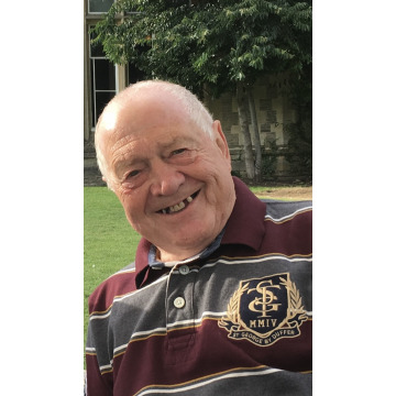 Photo of Leslie BEER