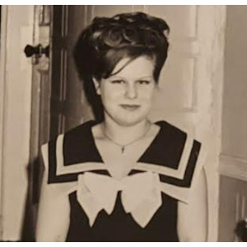 Photo of Anne Marie READ