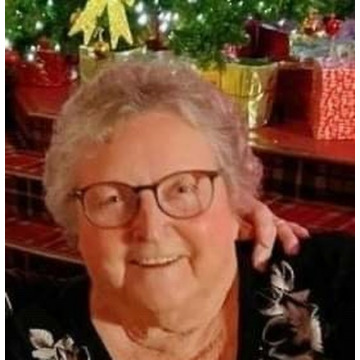 Photo of Brenda REDHEAD