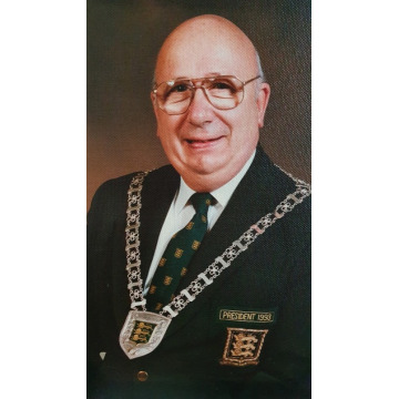 Photo of Lewis Thomas ROBINS