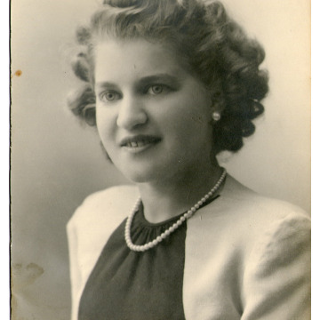 Photo of Ruby HEWITT (REYNOLDS)