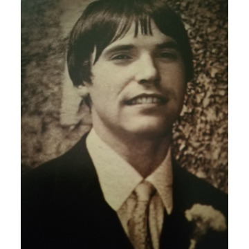 Notice Gallery for Robert Henry (Bob) ELVIN