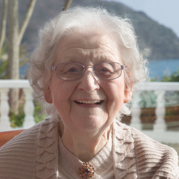 Photo of Evelyn BOOTH