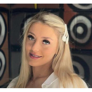 Photo of Courtney Louise BOORNE