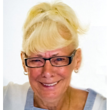 Photo of Susan LASHINGTON