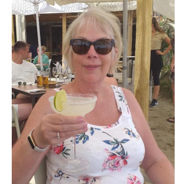 Photo of Lesley WARD