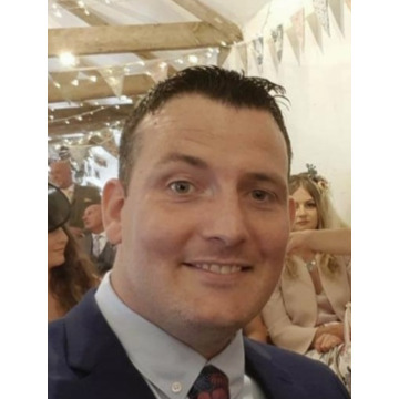 Photo of Lee SYMONS