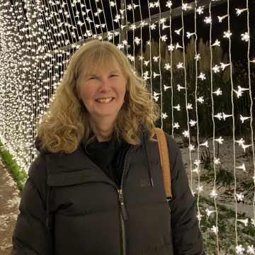 Photo of Susan NEIL