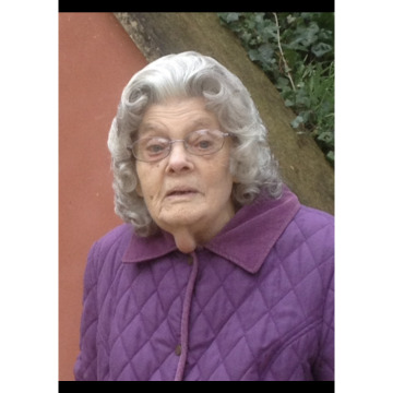 Photo of Una WYNNE
