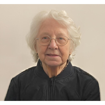 Photo of MENNA JONES.