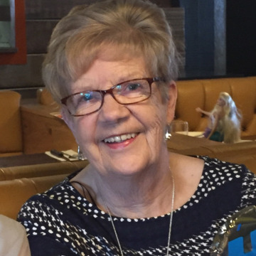 Photo of Betty SHAW