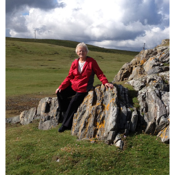 Photo of Joan YOUNG