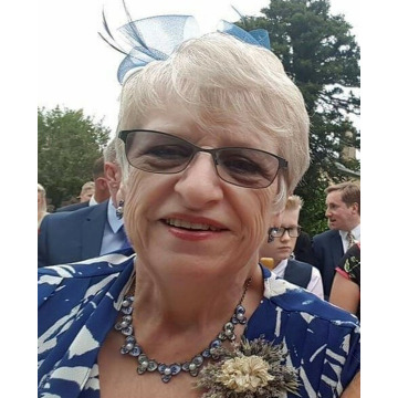 Photo of Lynne JONES