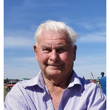 Photo of Mick WORSTER