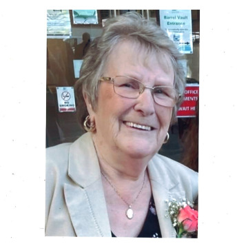 Photo of Iris Marjorie WOOLLEY