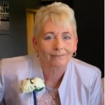 Photo of Gail BELLIS