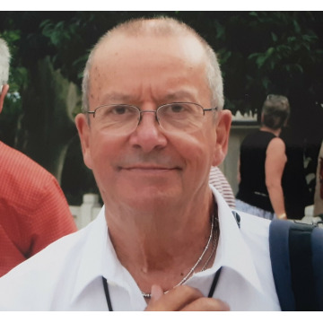 Photo of Rev'd Canon Tim RUSS