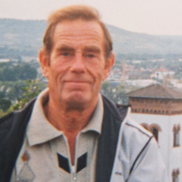 Notice Gallery for Peter CHAPMAN