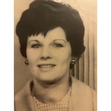 Photo of (Elizabeth) Betty MCCURRY