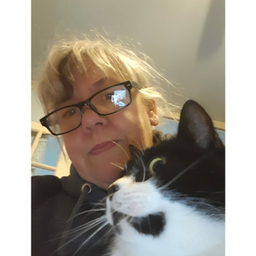 Photo of Catherine Wendy ROWLANDS