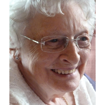 Photo of Eileen Violet BETTERIDGE