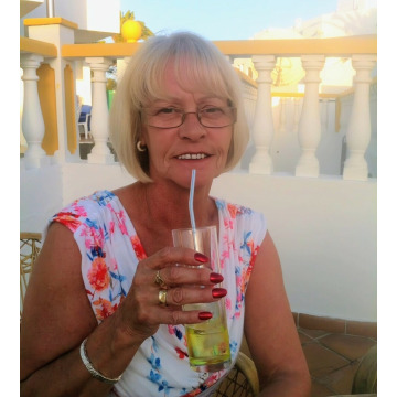 Photo of Linda BELL