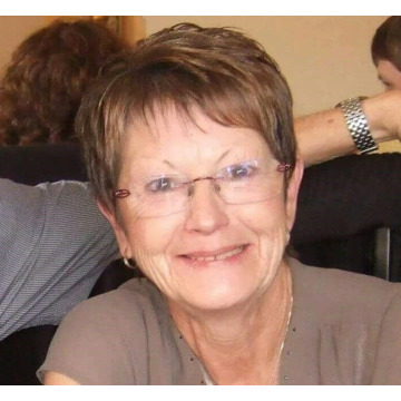 Photo of Christine BELL