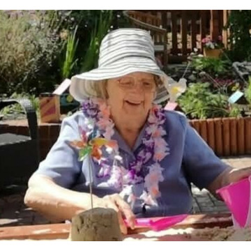 Photo of Valerie SPILLER