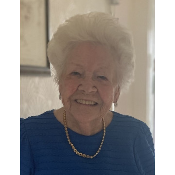 Photo of Patricia (Pat) STOBBART