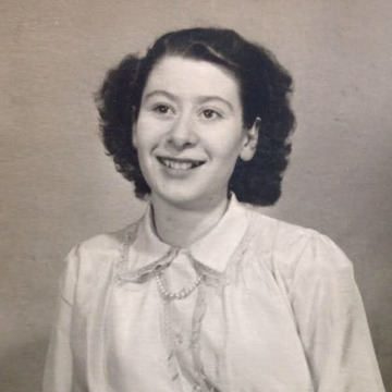 Photo of Sheila DAVIS