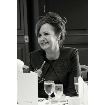 Photo of Carole FAULDS