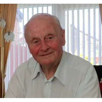 Photo of Gordon McCOUID