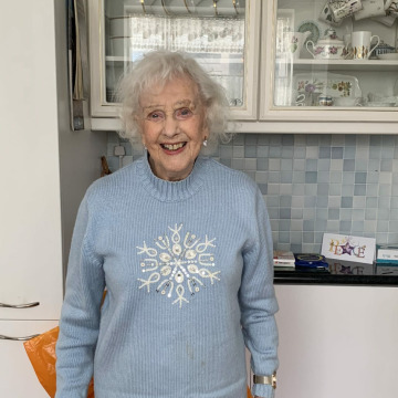 Photo of June Mary THOMPSON