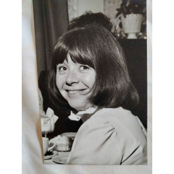 Photo of Elaine BERESFORD