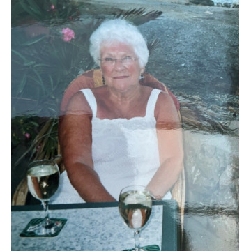 Photo of Iris Florence JONES