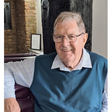 Photo of Derek LEEK
