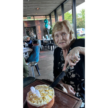 Notice Gallery for Joan QUINN