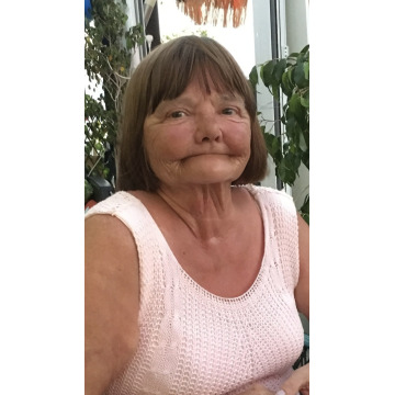 Photo of Glenys BURTON