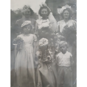 Notice Gallery for Dorothy Ann ROBSON