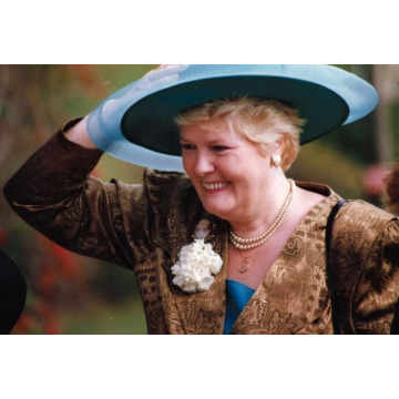 Notice Gallery for Margaret Winifred HOWES