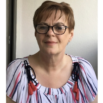 Photo of Loraine POOLEY