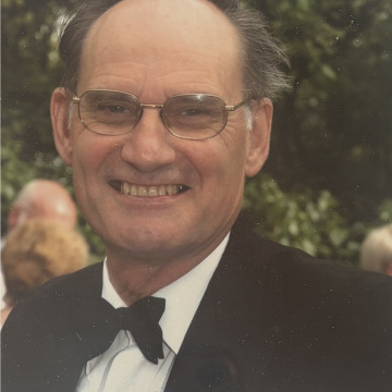 Photo of Alan Armstrong BELL